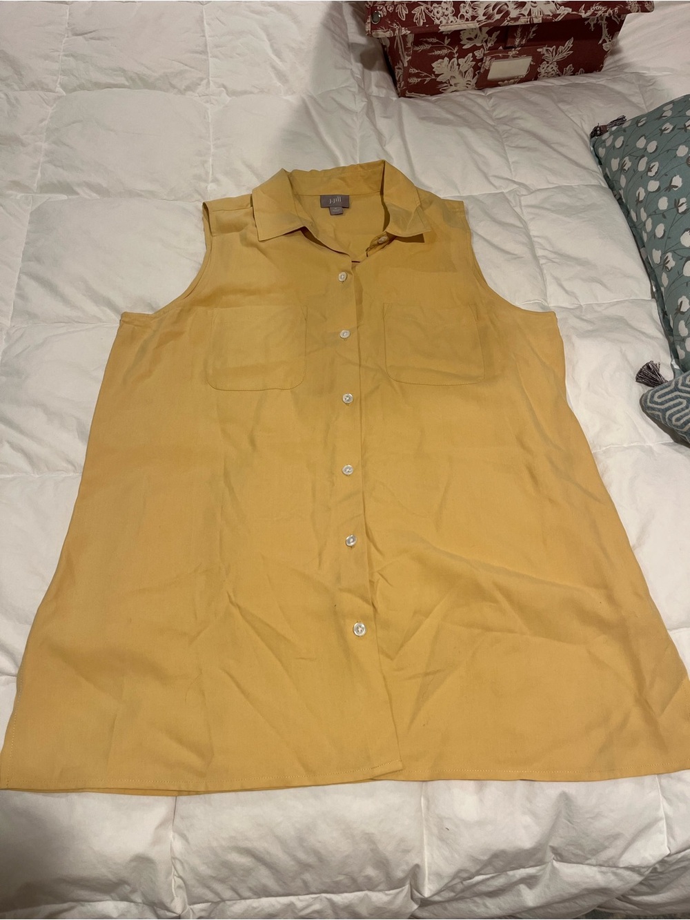 J. Jill Silk Sleeveless Button-Down Top in Yellow